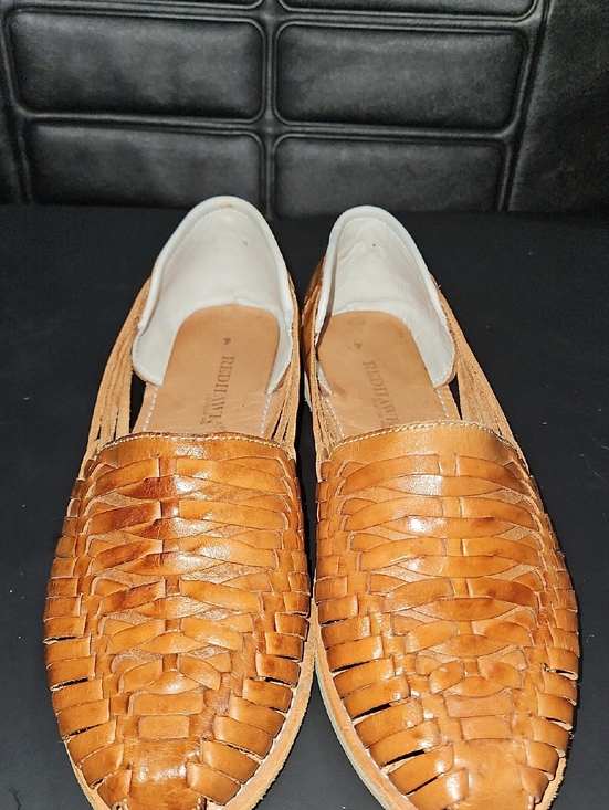 RedHawks Shoes - RedHawk brand huaraches Leather Woven Women’s Slip-On Loafers Size 9